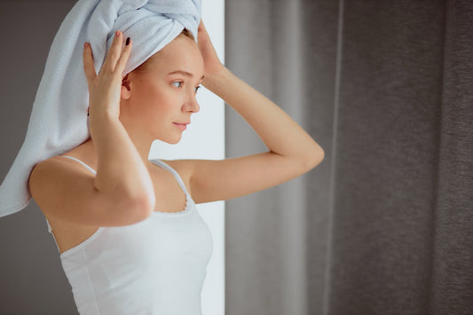 Why Does Hot Water Make Dry Skin Feel Worse?